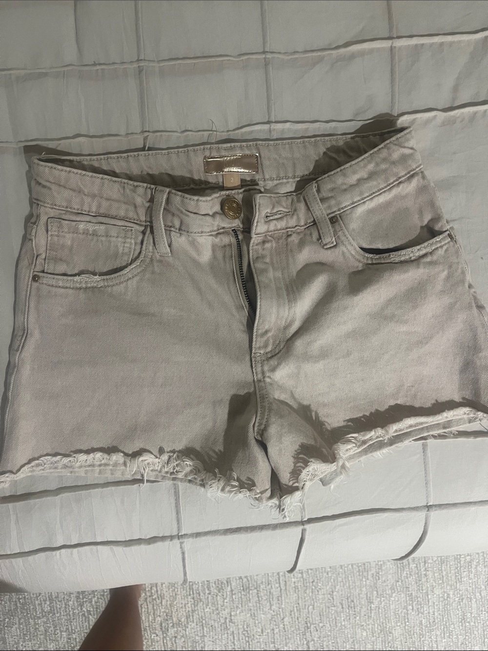 Kut from the Kloth Light Gray Frayed Hem Denim Shorts